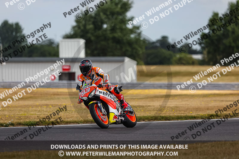 enduro digital images;event digital images;eventdigitalimages;no limits trackdays;peter wileman photography;racing digital images;snetterton;snetterton no limits trackday;snetterton photographs;snetterton trackday photographs;trackday digital images;trackday photos